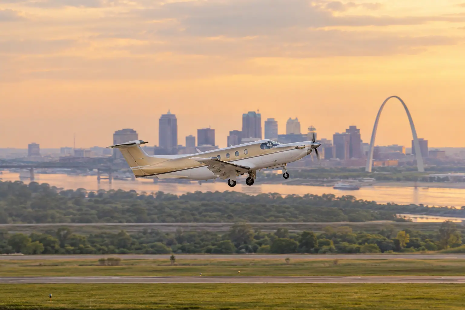 Private jet St. Louis to Chicago