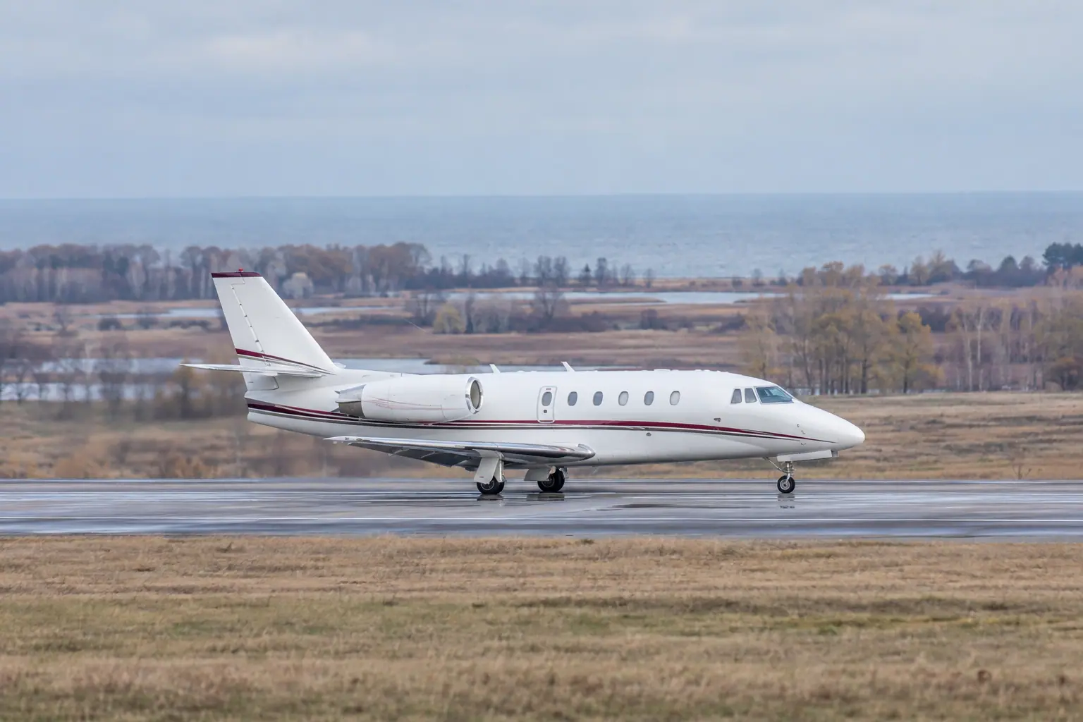 Afternoon on a Chicago runway